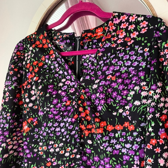 60s 70s Fit & Flare Psychedelic Red and  Purple Floral Black Dress - Picture 4 of 6